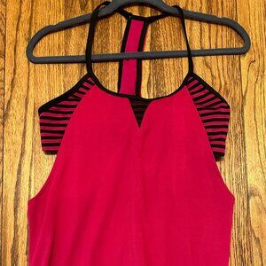 Nike Women's Workout Shirt with Attached Sports Bra-Size Large